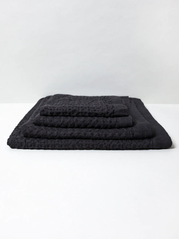 Moku | Lattice Linen Towel, Charcoal