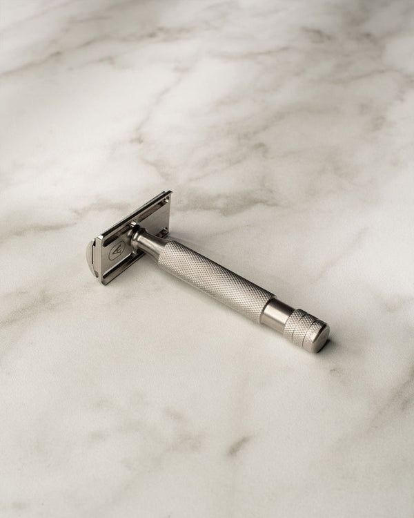 Above the Tie | S1 Slant Razor