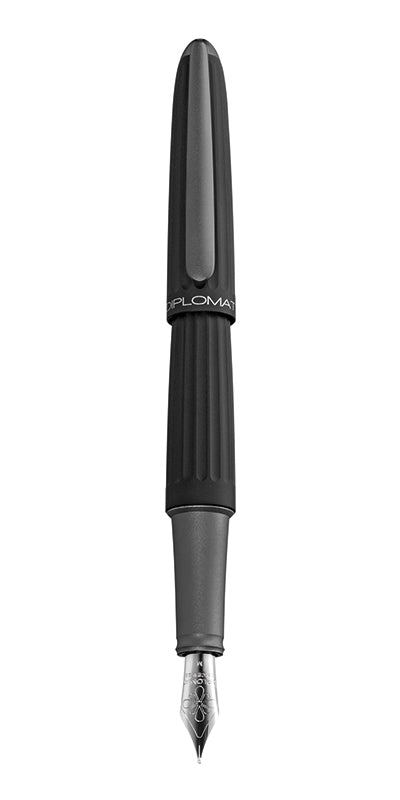 Diplomat | Diplomat Aero Fountain Pen, Black