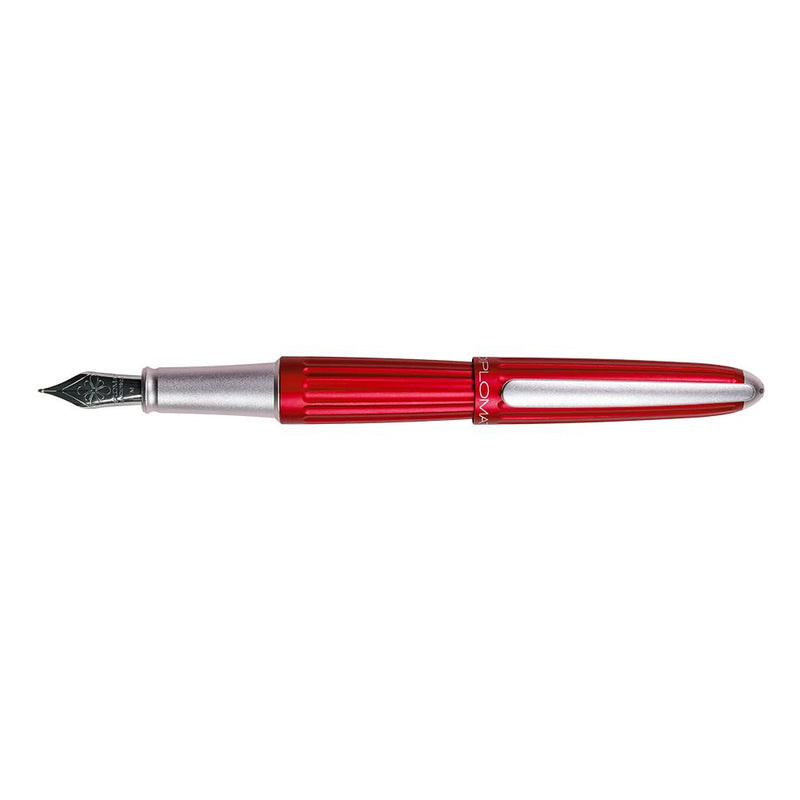 Diplomat | Aero Fountain Pen Red, Medium