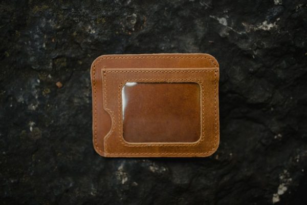 Kodiak Leather | Kenai Minimalist Wallet (Antique Brown)