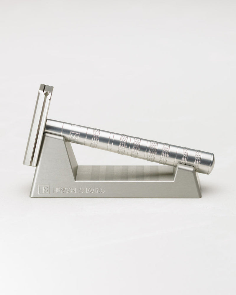 Henson |  Razor Stand