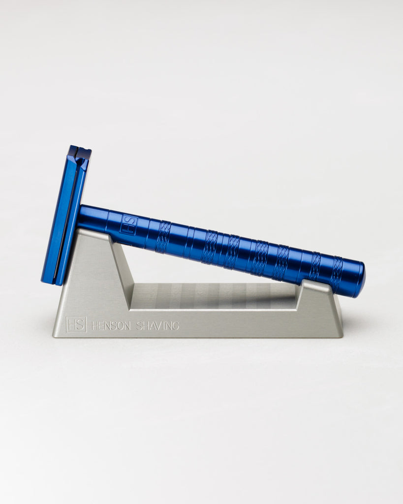 Henson | Razor Stand – Top of the Chain